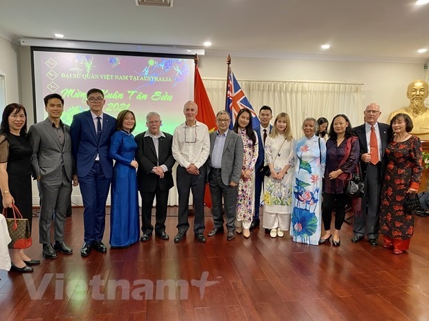 Overseas Vietnamese in Australia actively support COVID-19 fight at home